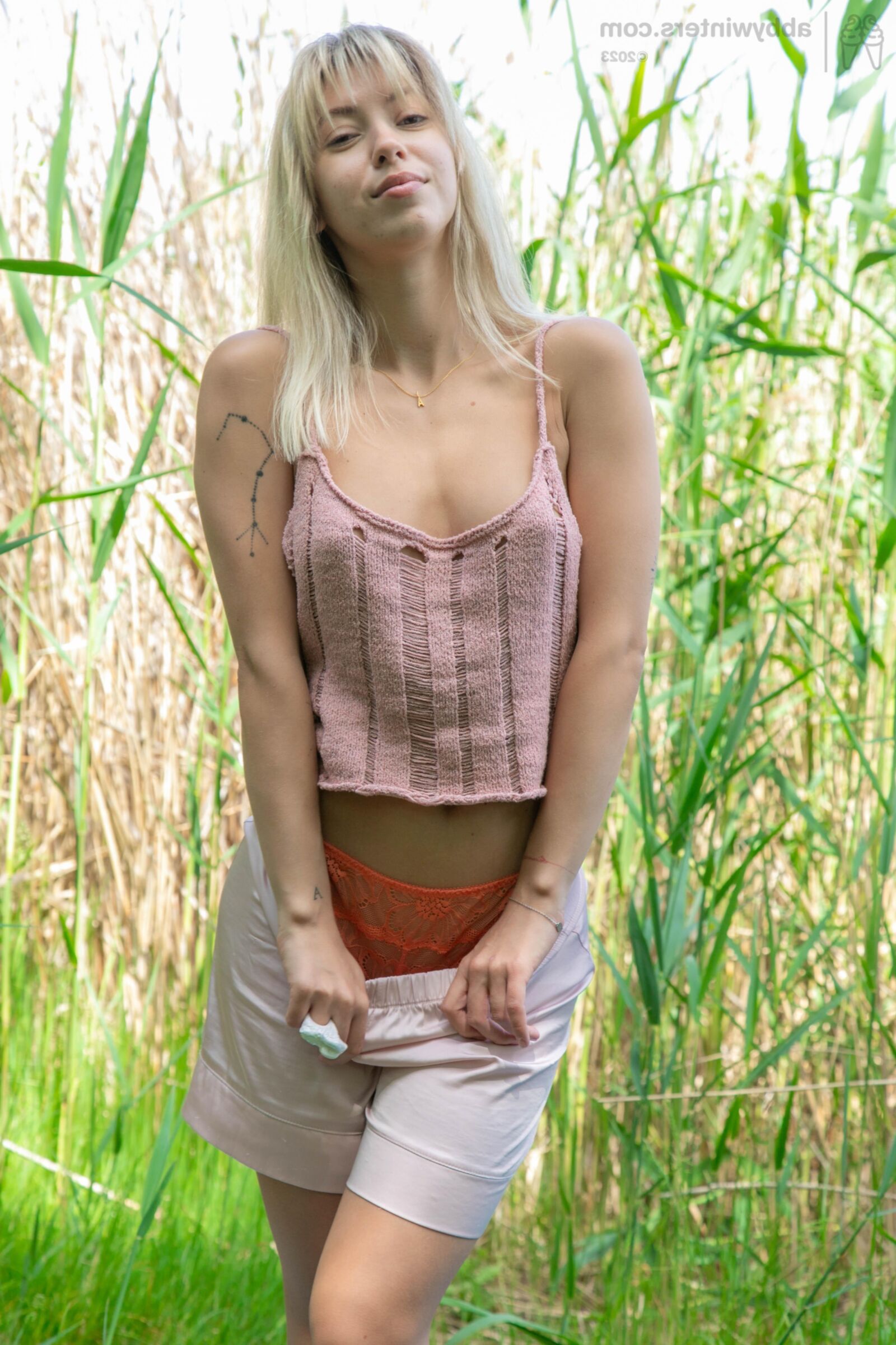 Avery Outdoor