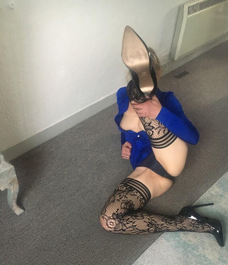 ma femme mature s\'offre a vos regards