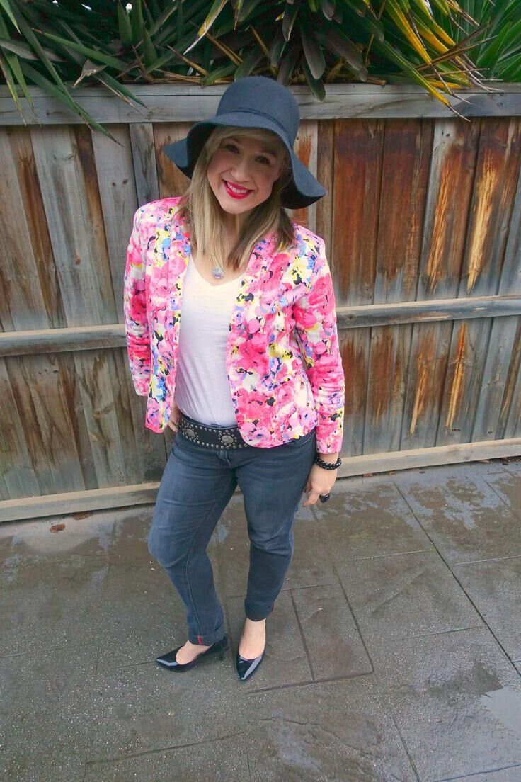 P Intérêt pour la beauté de la mode MILF Blogger Rosie Rockets