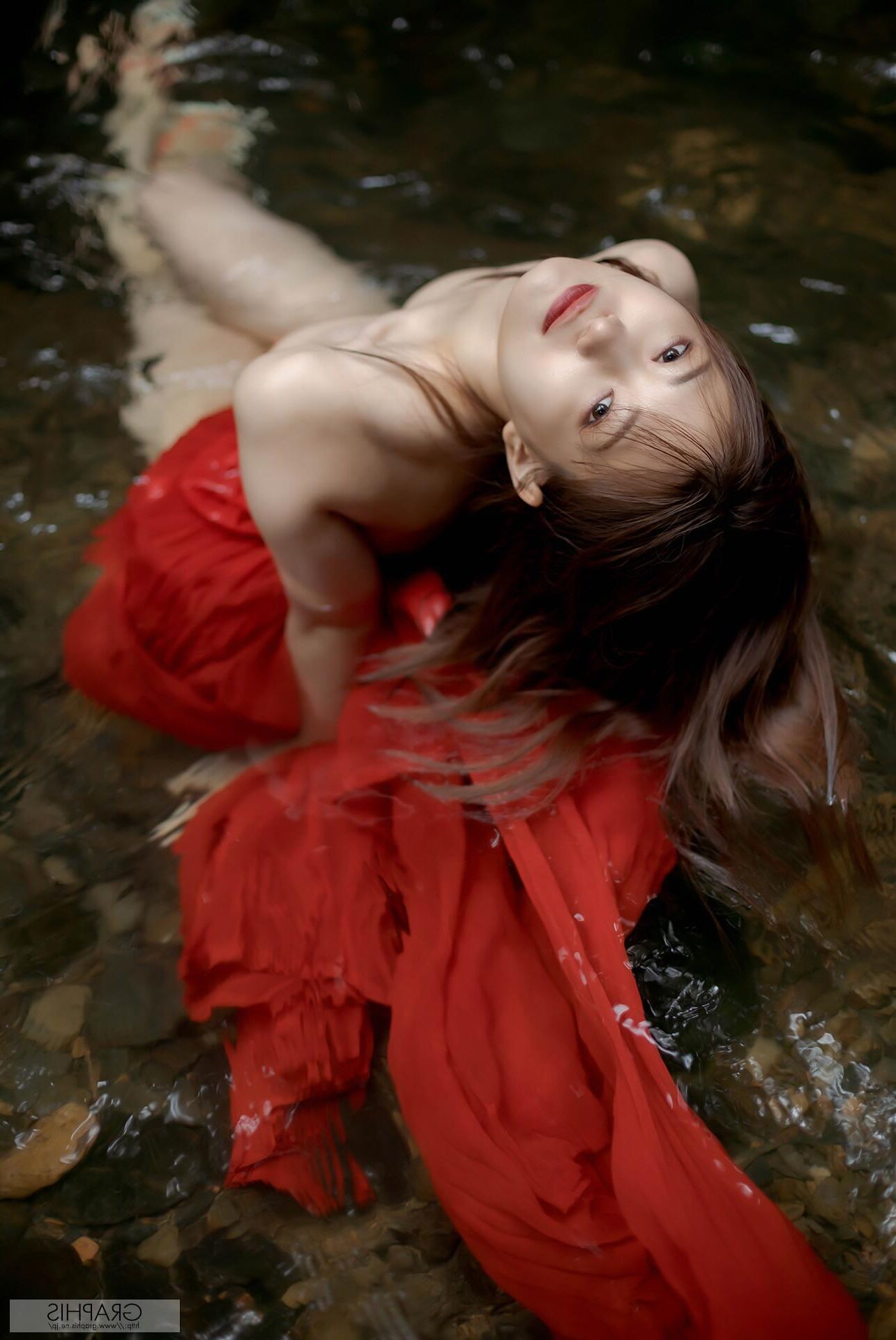 Akari Mitani GraphisGals Ravish
