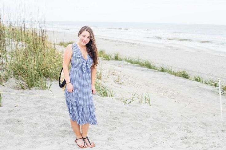 P interest In Beauty Young Wife Fashion Blogger