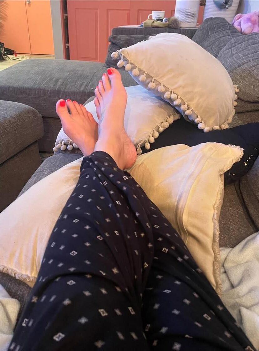  Legs, Feet, and Toes