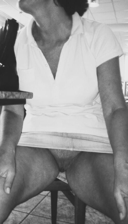 maja zonder slip in openbaar