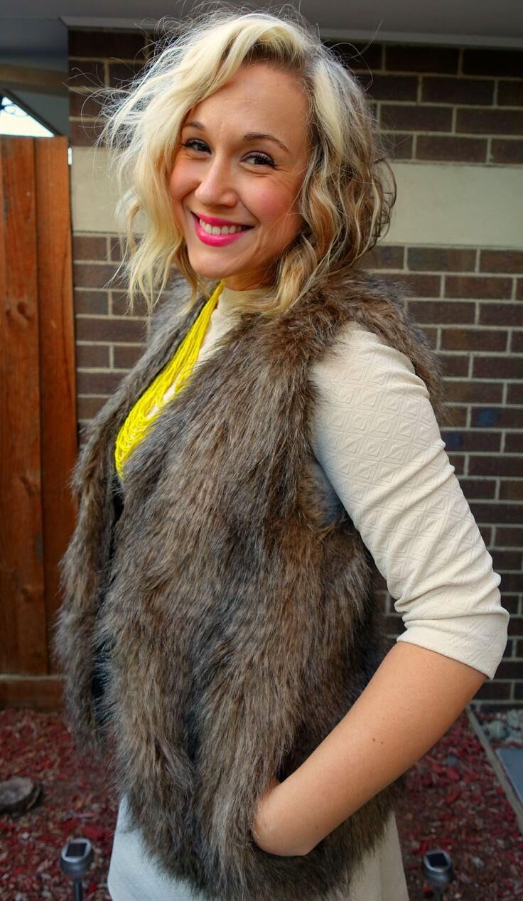 P Intérêt pour la beauté de la mode MILF Blogger Rosie Rockets