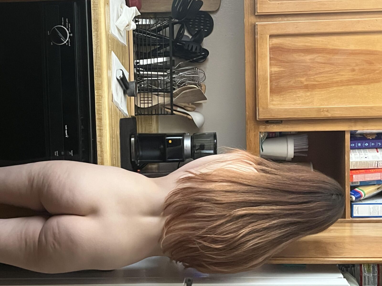 Housewife Butthole June th 