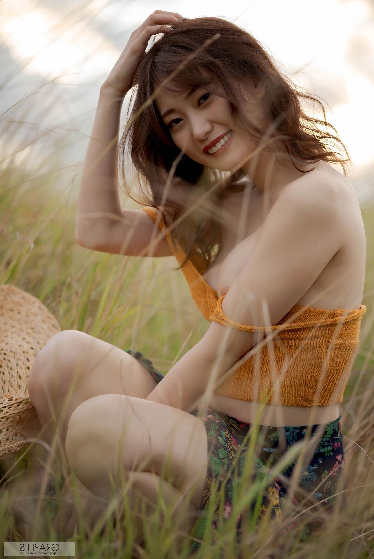 Akari Mitani GraphisGals Ravish