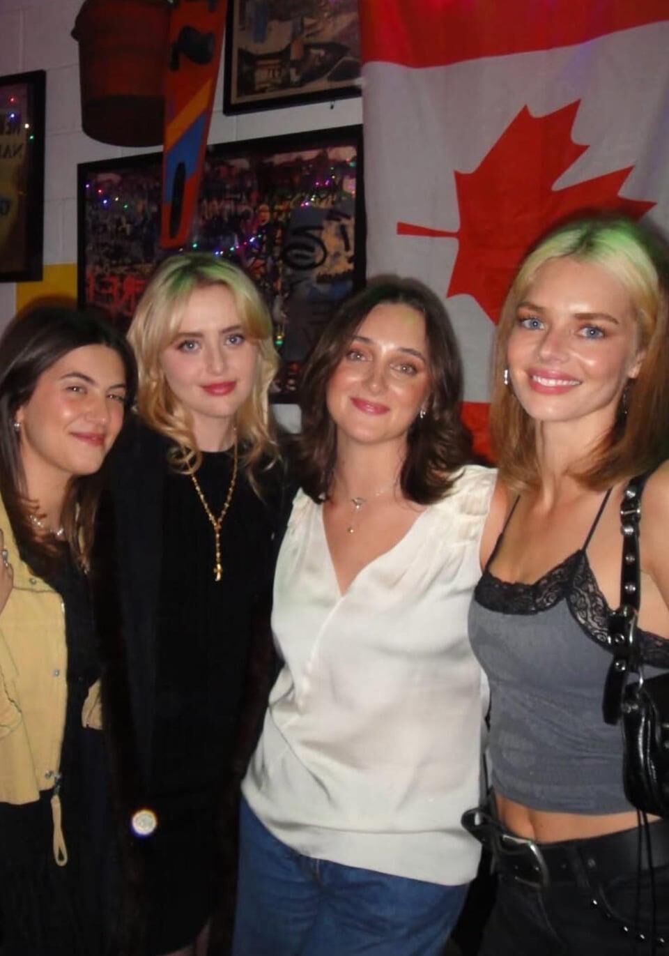 Samara Weaving et Kathryn Newton