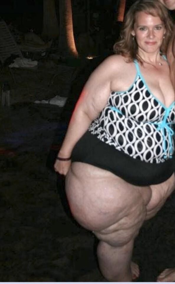 SSBBW Один купальный купальник