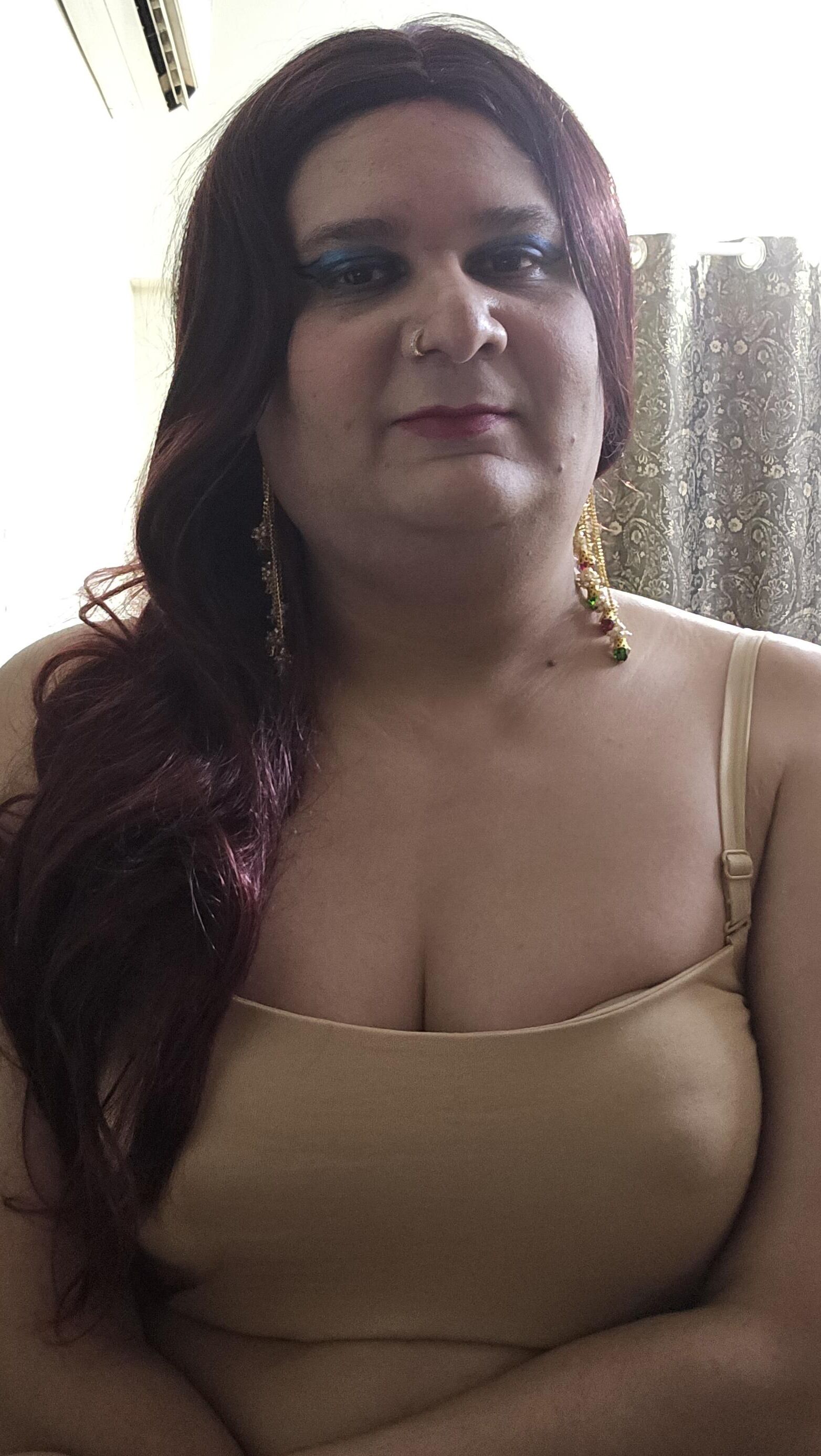 Close de la Shemate Rouge Monica M