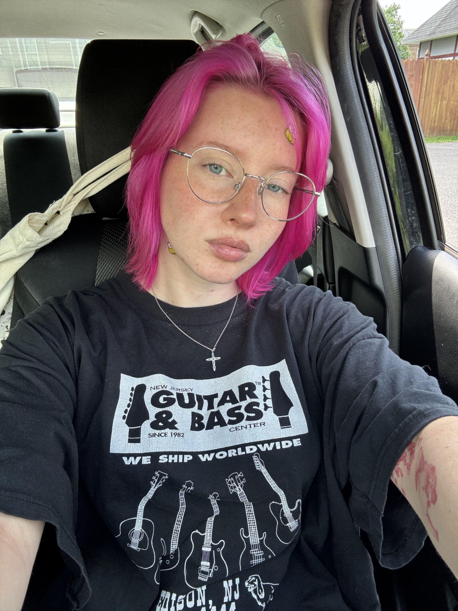 Luv Big Subs Big Ass Pink Hair Sexy Beauty Girl Mixed Hot Photo