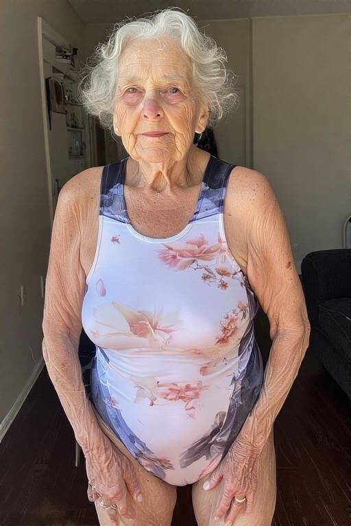 Grannies en maillots de bain