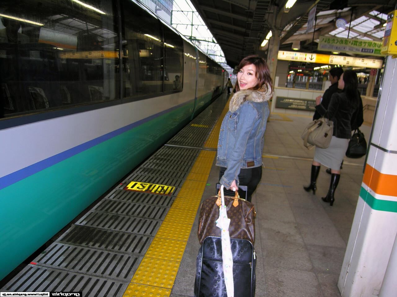 Akane Sakura GraphisGals No. Access Away