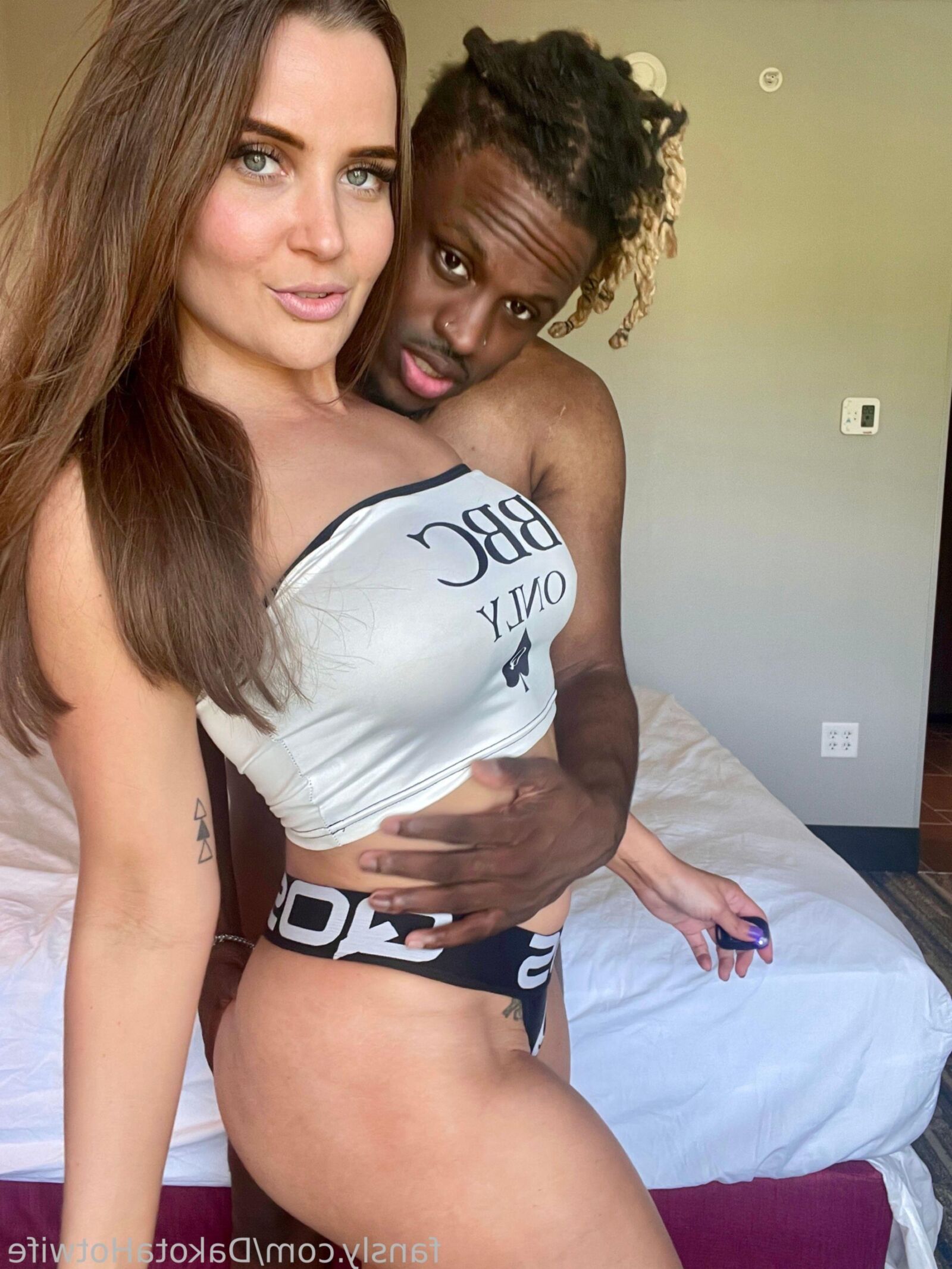 Amateur Interracial, DH