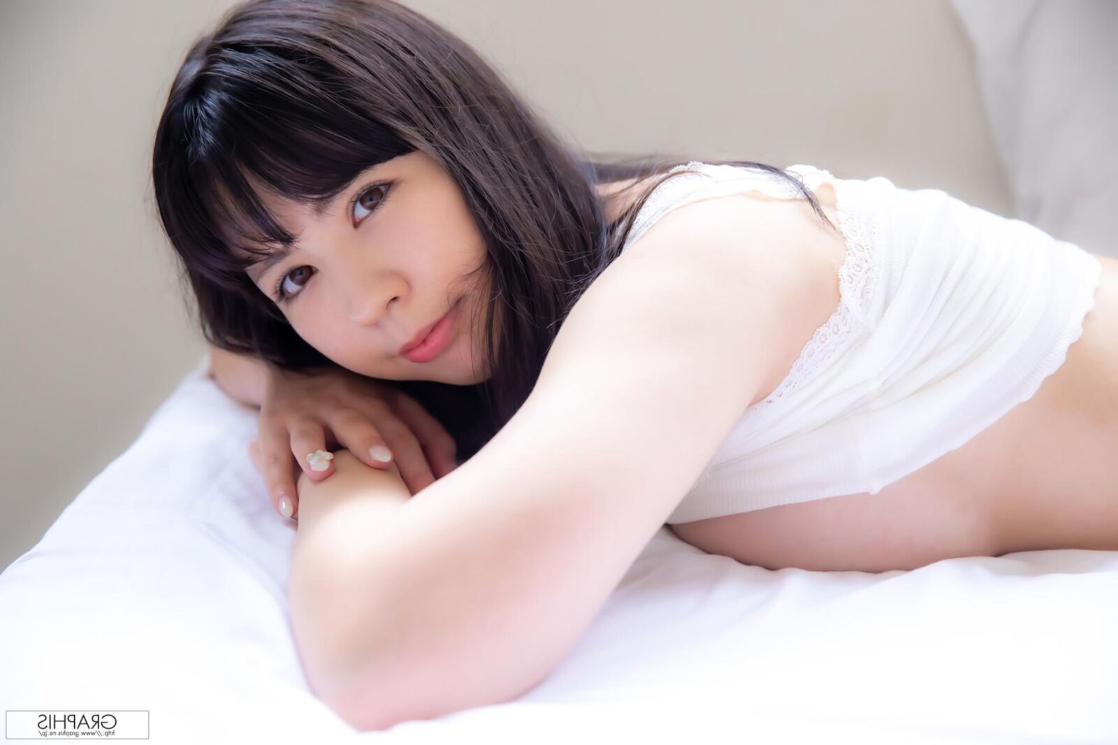 Alice Kisaki GraphisGals Huge and Voluptuous