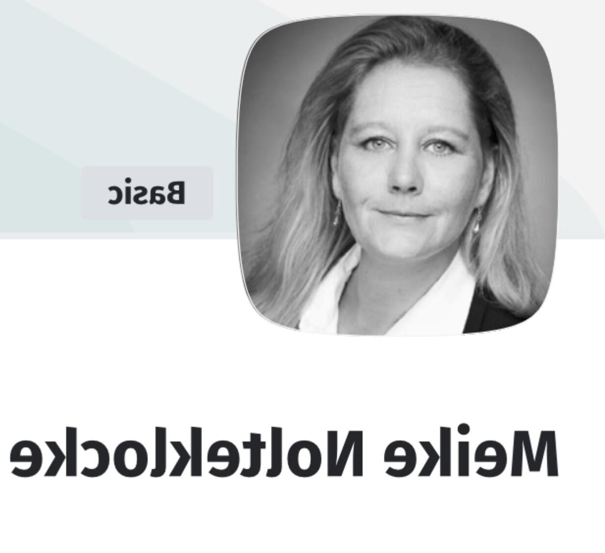 люблю трахать эту большую задницу офисную шлюшку, Meike