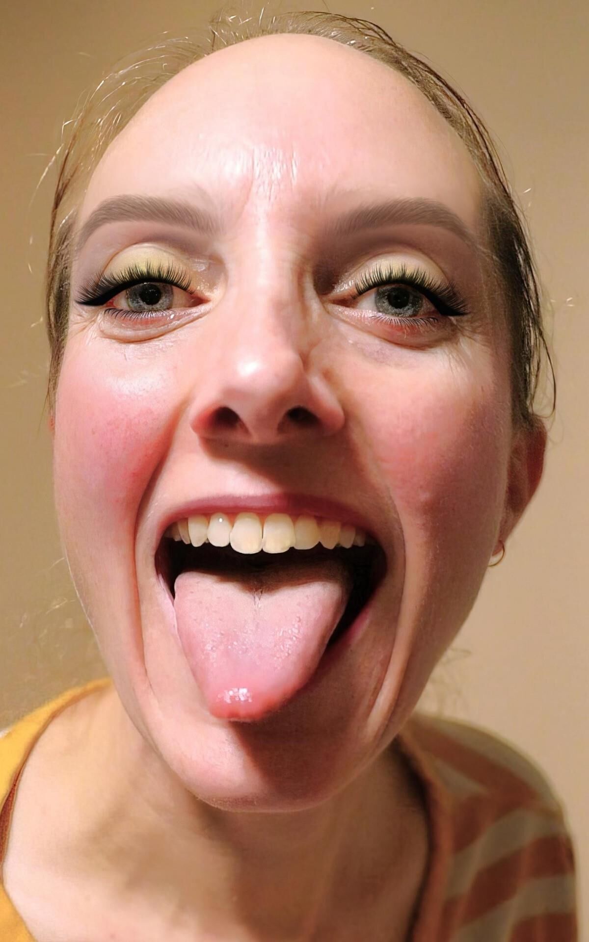 Mein Gesicht und Körper für dein Sperma