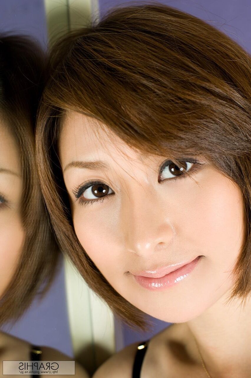 Akari Asahina GraphisGals No. Reality