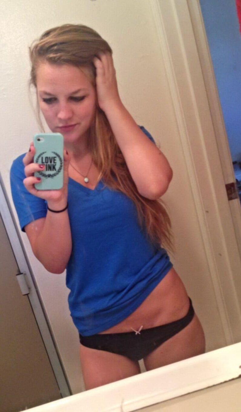Selfies aux jeunes adolescents