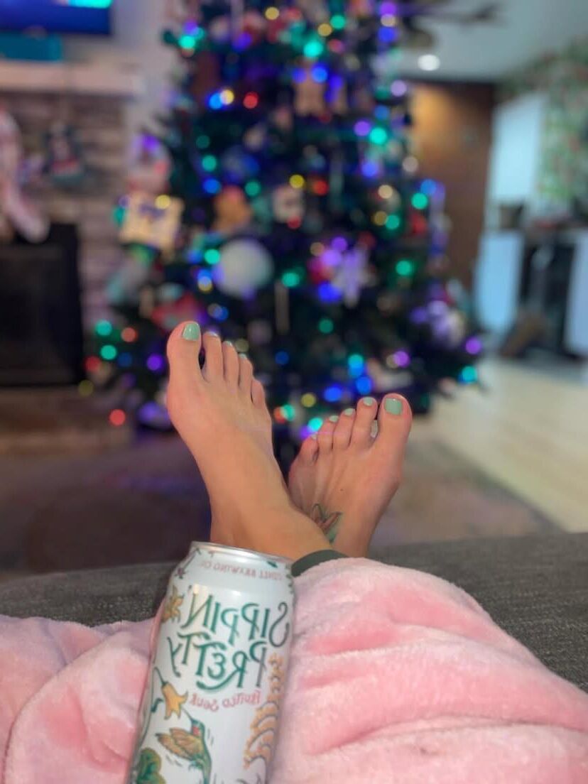 Legs, Feet, and Toes