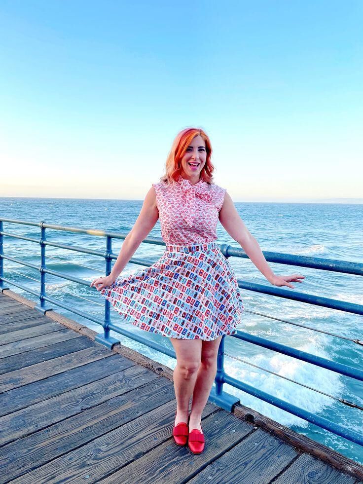 P interest In Beauty Retro Fashion Milf