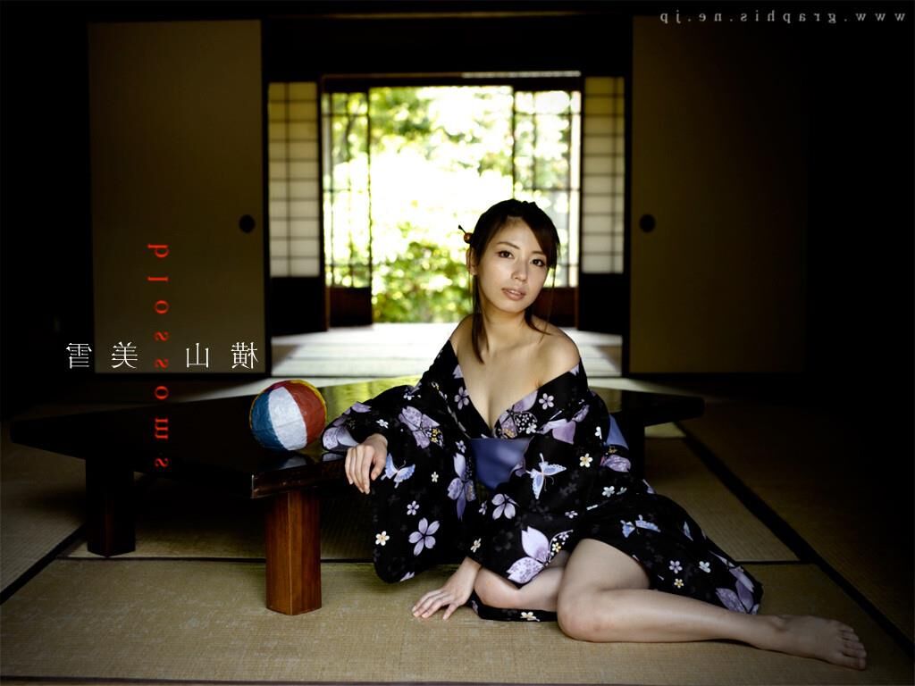 Miyuki yokoyama graphisgals № цветения