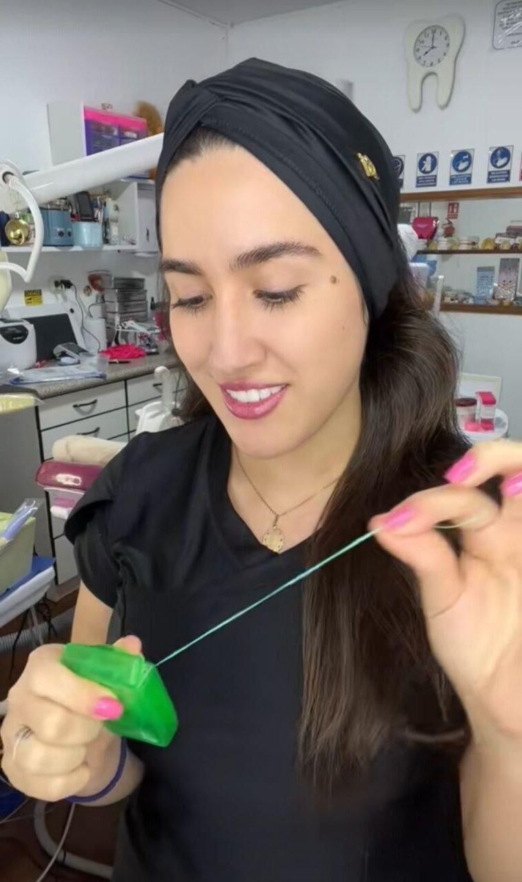 Latina Dentist exposed