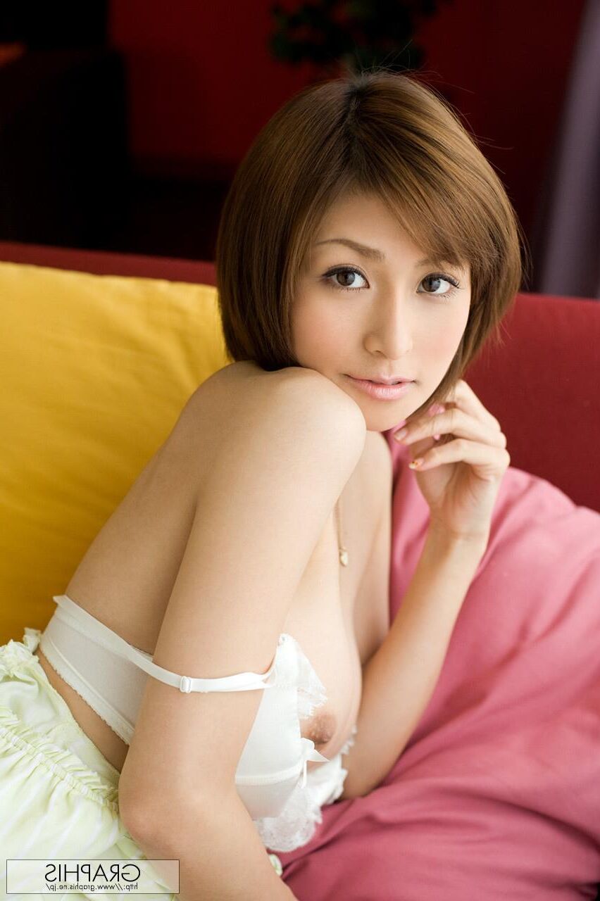 Akari Asahina GraphisGals No. Reality