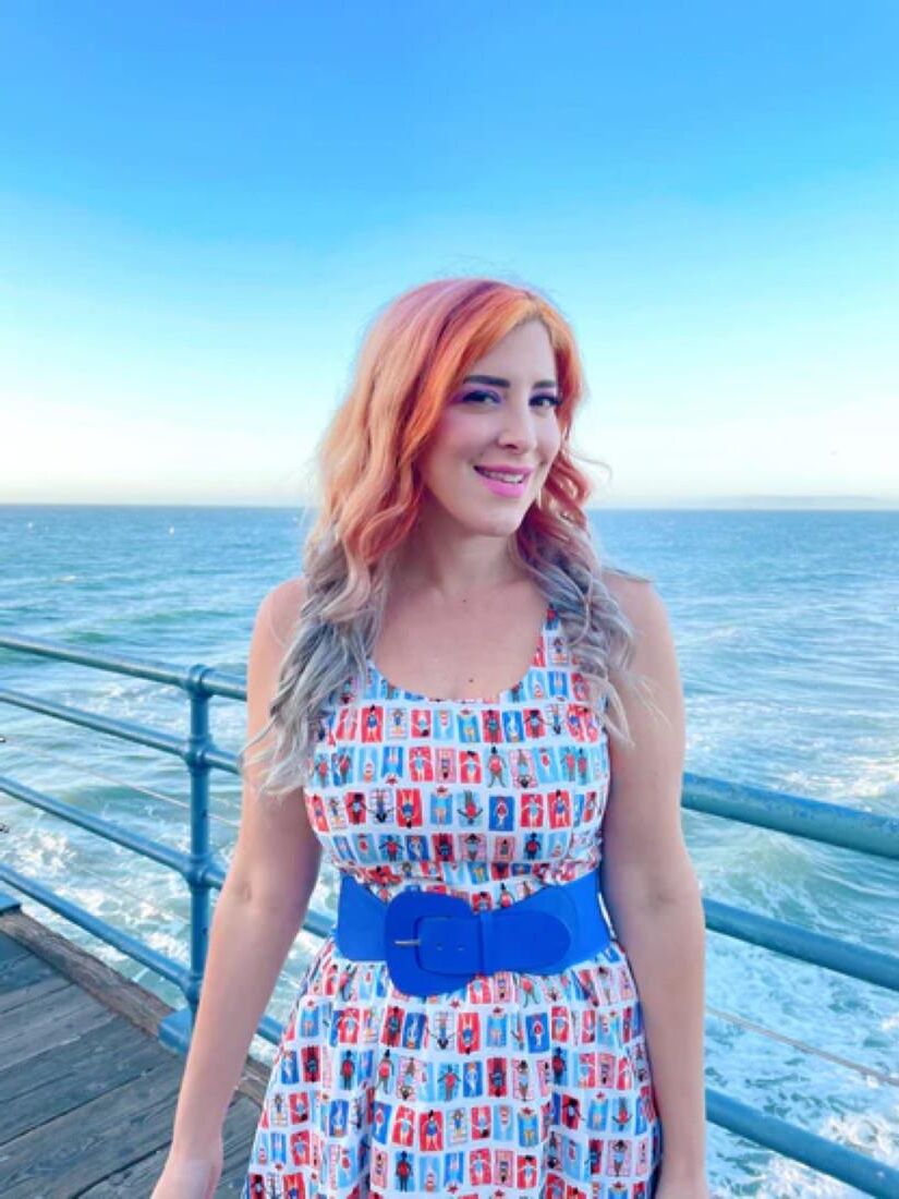 P interest In Beauty Retro Fashion Milf