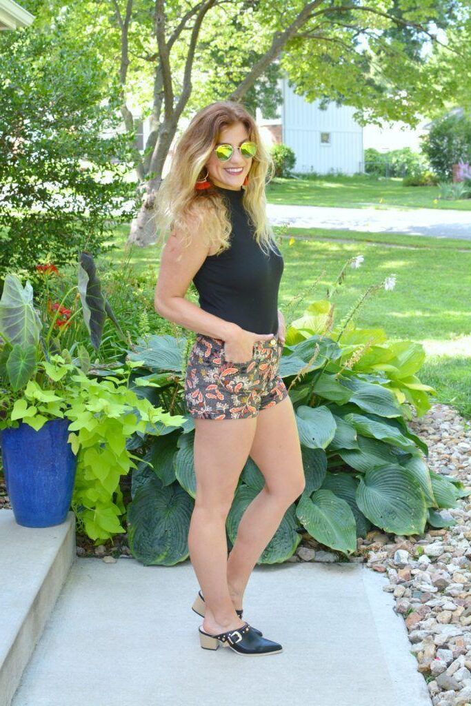 P interest In Beauty Young Wife Fashion Blogger