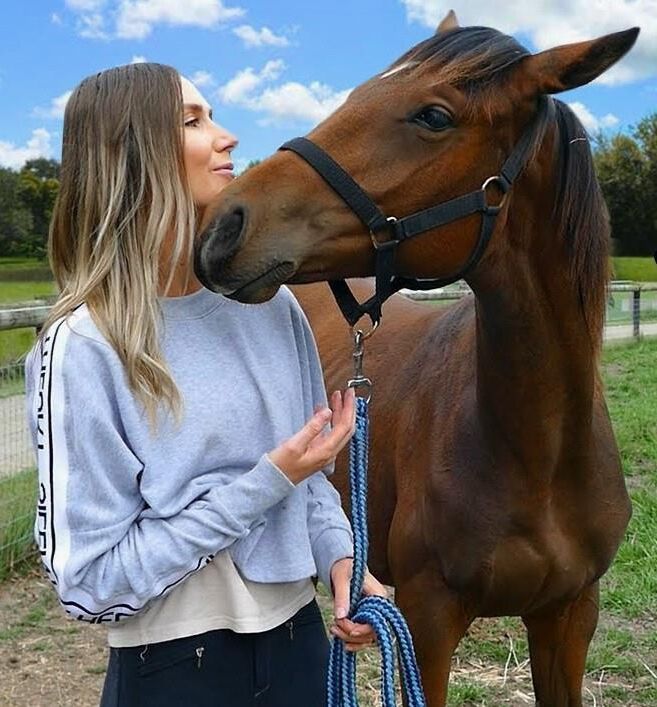 Mujeres sexys con caballos