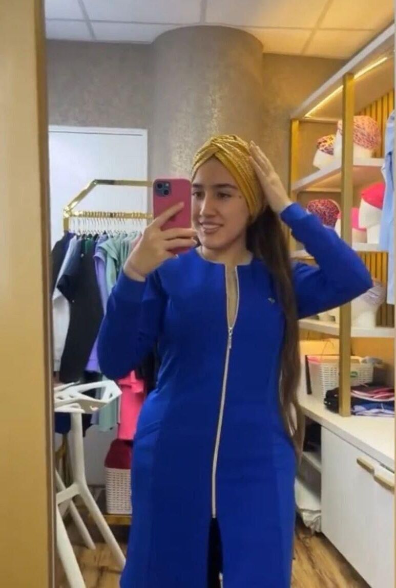 Latina Dentist exposed