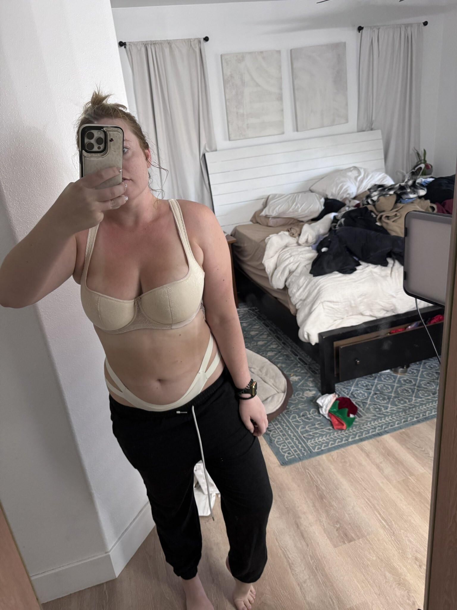 Meagan огромная красавица Bobbs Beauty Horny Blonde Mom смешанные горячие выстрелы