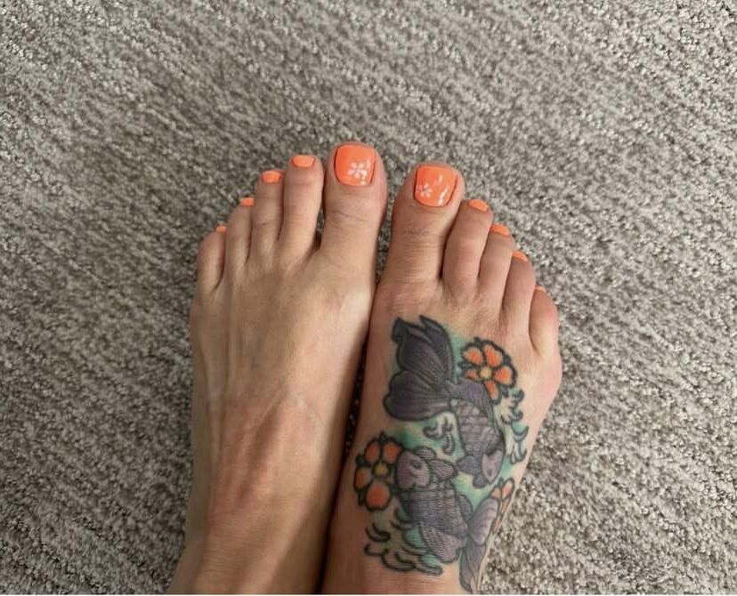  Legs, Feet, and Toes