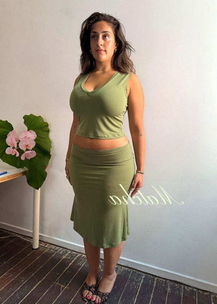 P Интерес к красоте фокусируется на этой сексуальной AF Milf Papg Queen!