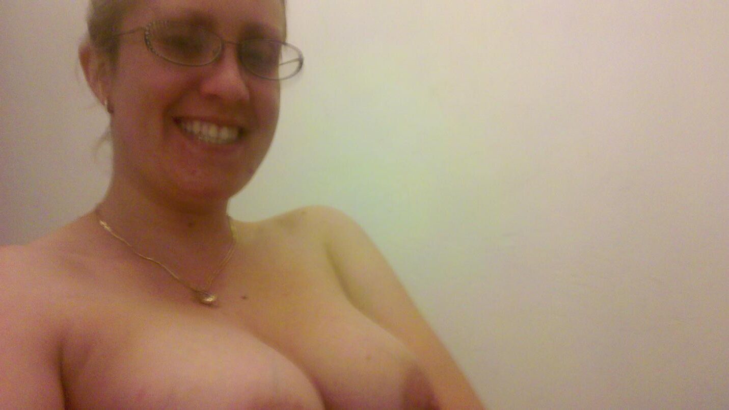 Amateur Alyssa