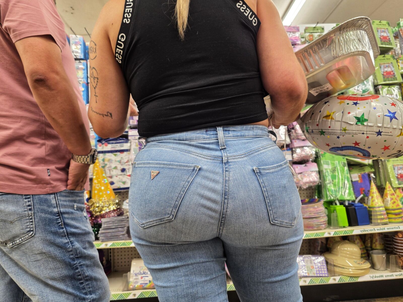 Latina Milf With Juicy Ass
