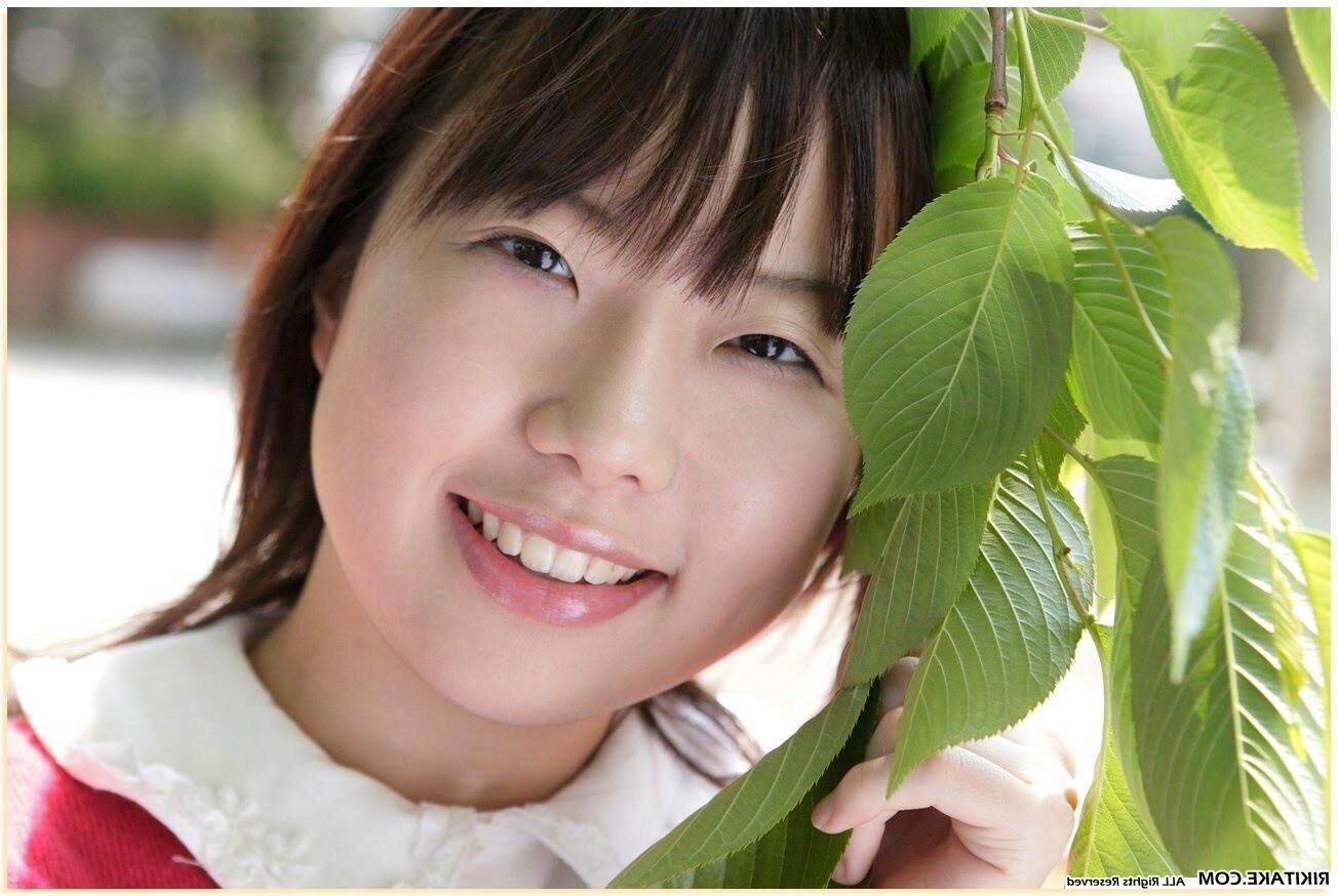 modelo desnudo japonés Kaho Sawaguchi