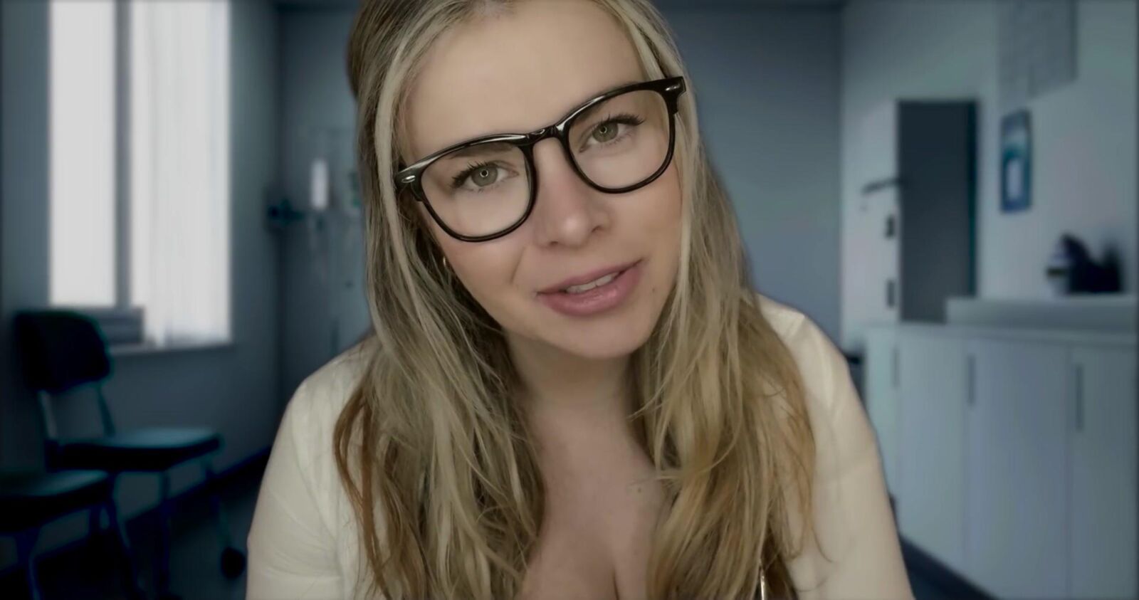 Murmurones escoceses ASMR Medical Examen