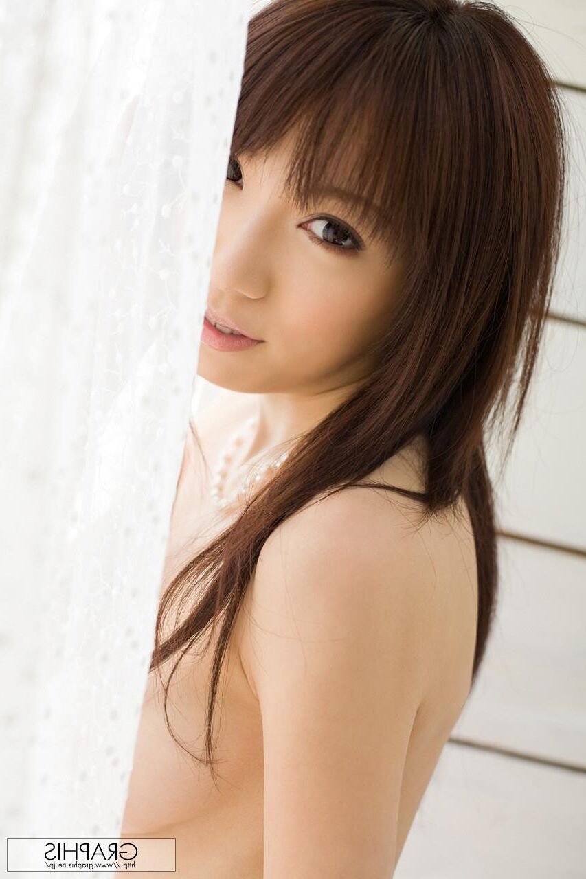 Kanako Tsuchiya Graphisgals No. Varios