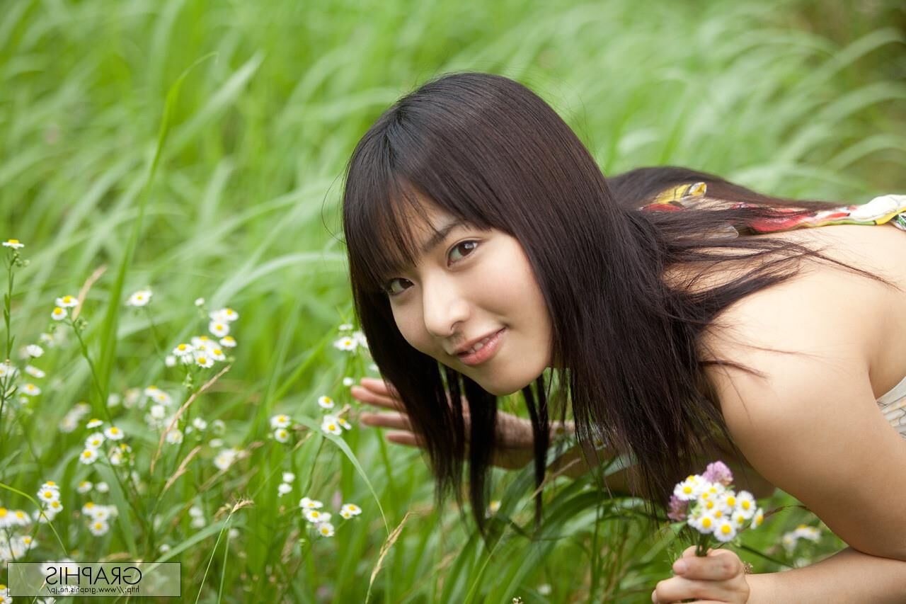 Kana yume graphisgals nein die radikaler