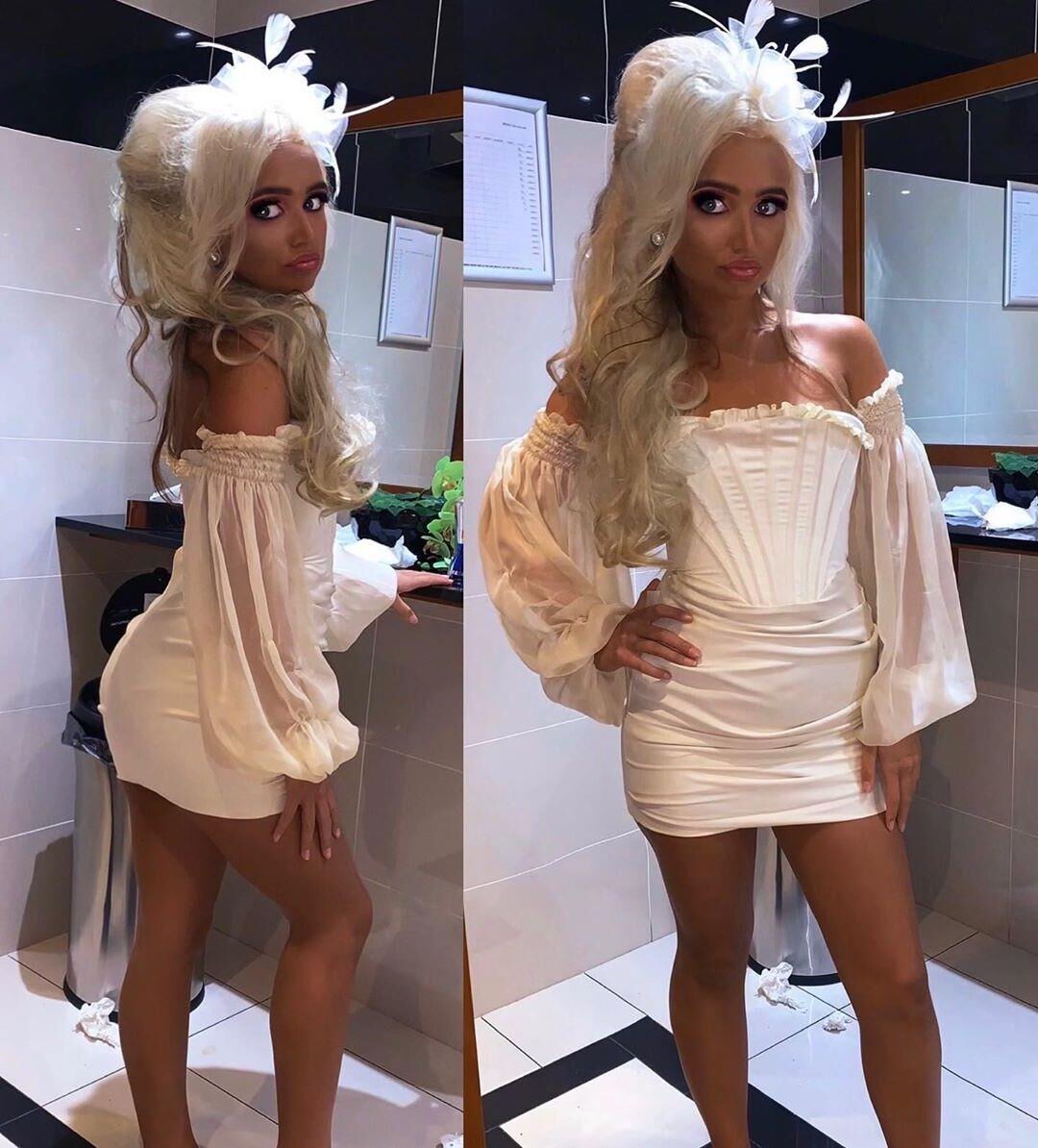 Chav Chav buckable hypersexualized