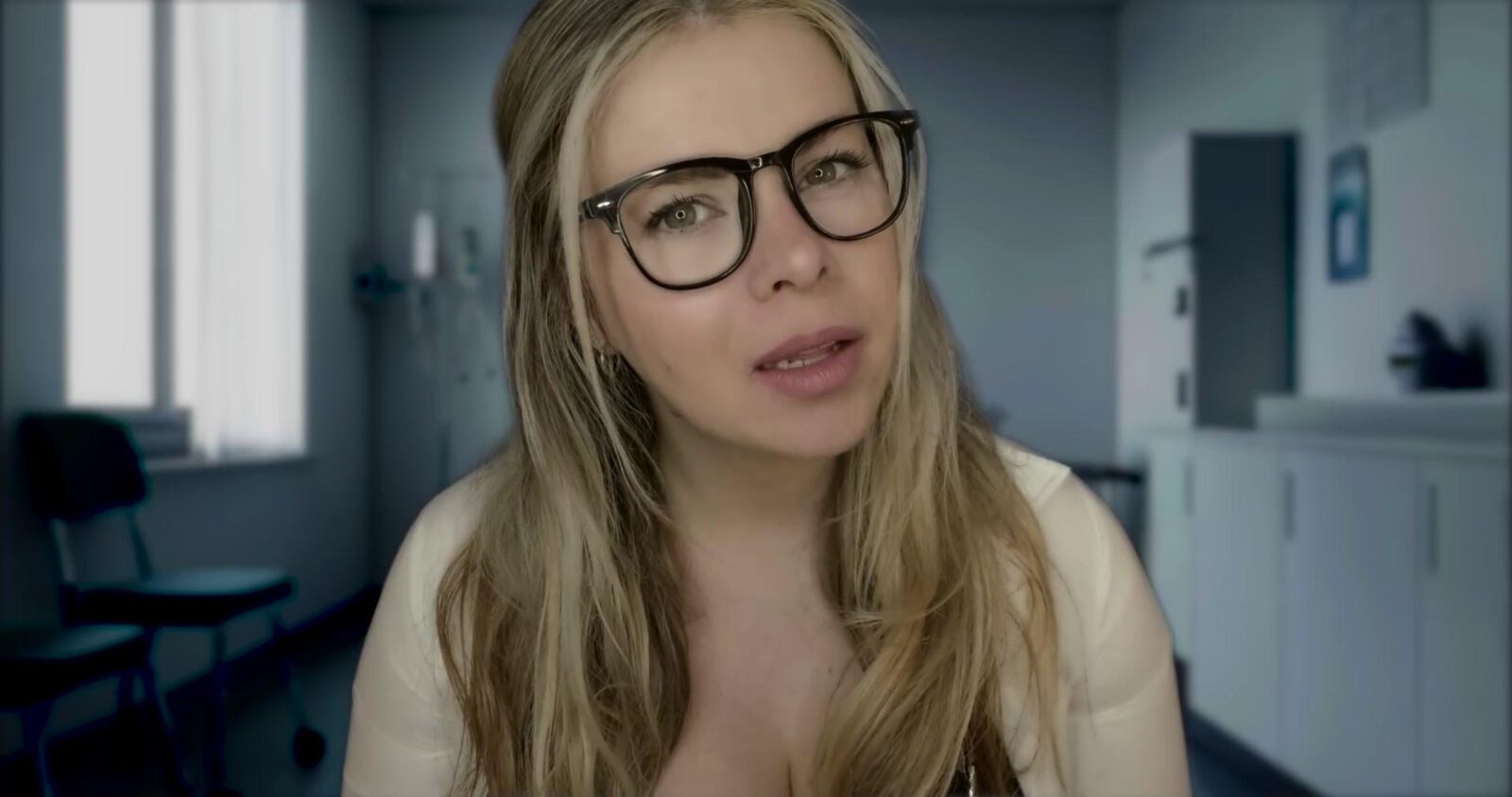 Murmurones escoceses ASMR Medical Examen
