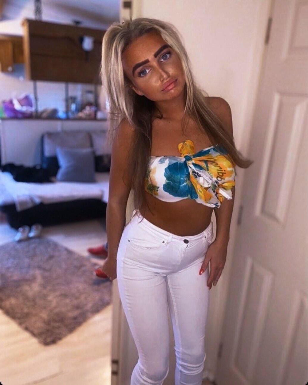 Chav Chav buckable hypersexualized