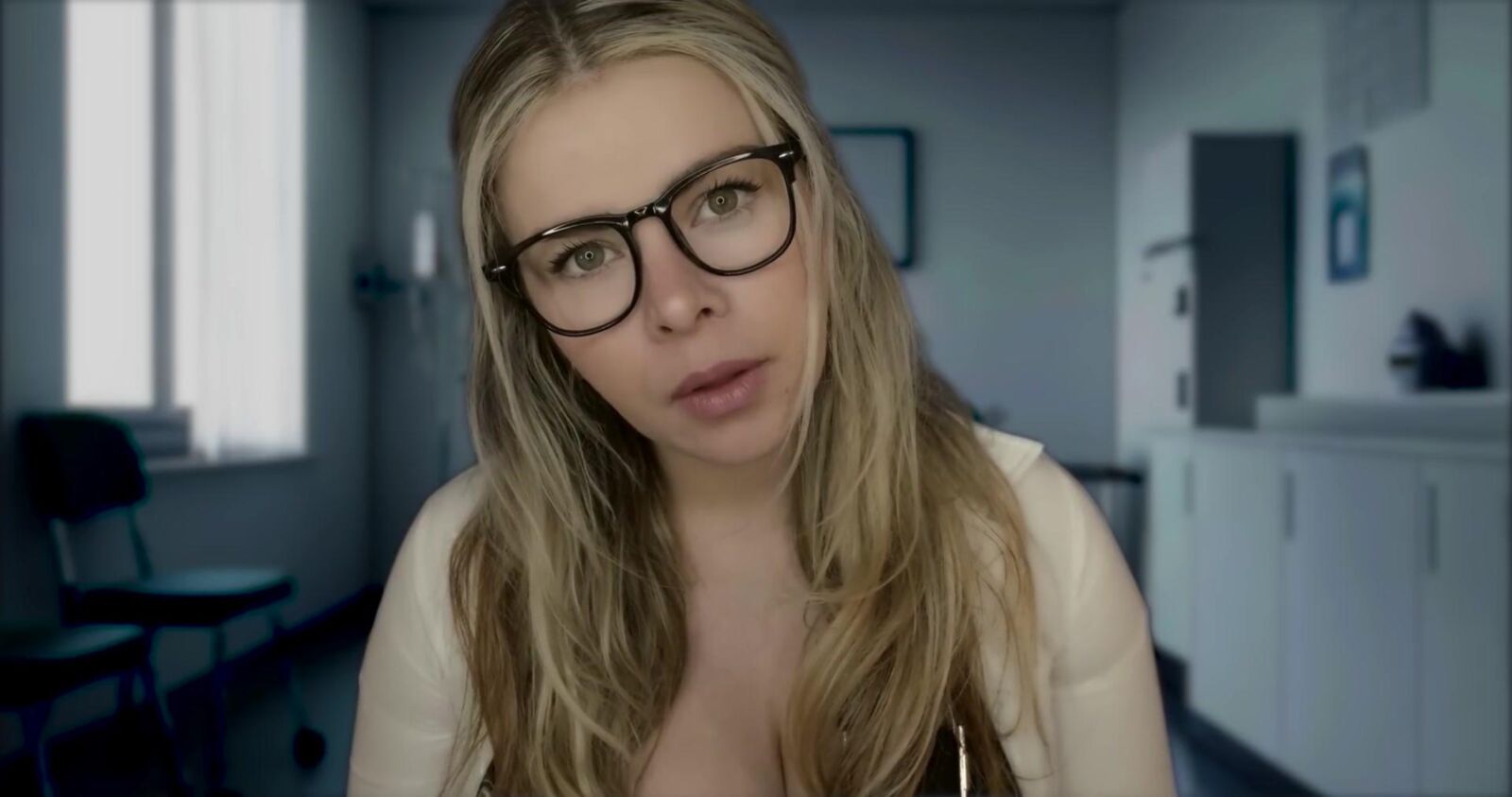 Murmurones escoceses ASMR Medical Examen