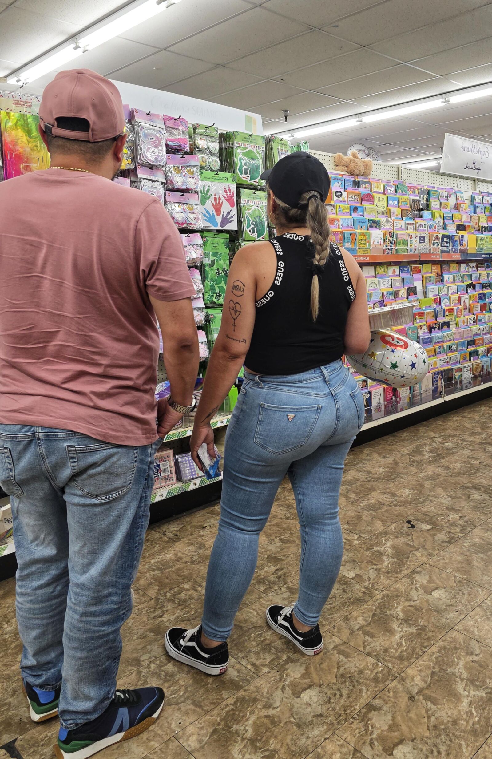 Latina Milf With Juicy Ass