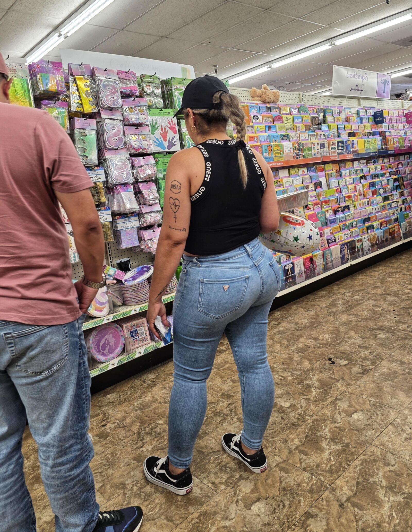 Latina Milf With Juicy Ass