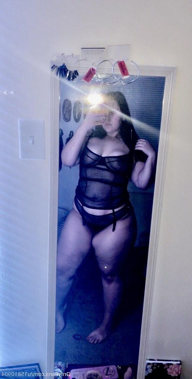 マイラ巨大なお尻の大きなおっぱいラティーナbbwブルネットガールミックスホットショット