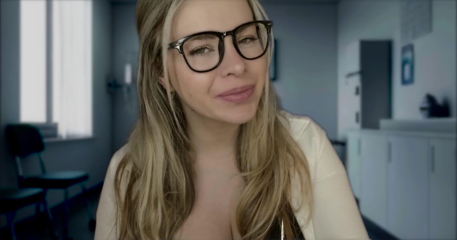 Murmurones escoceses ASMR Medical Examen
