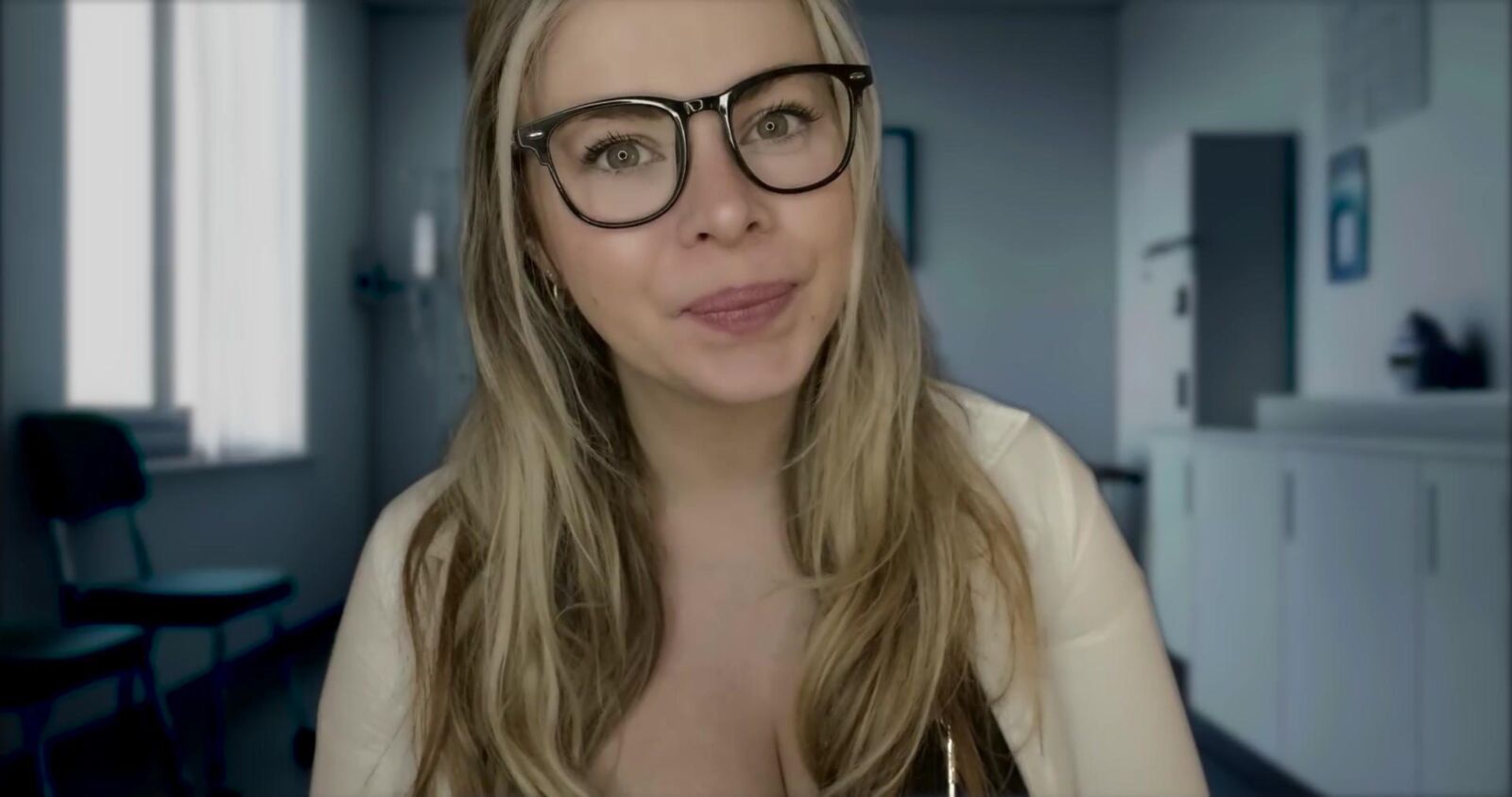 Murmurones escoceses ASMR Medical Examen