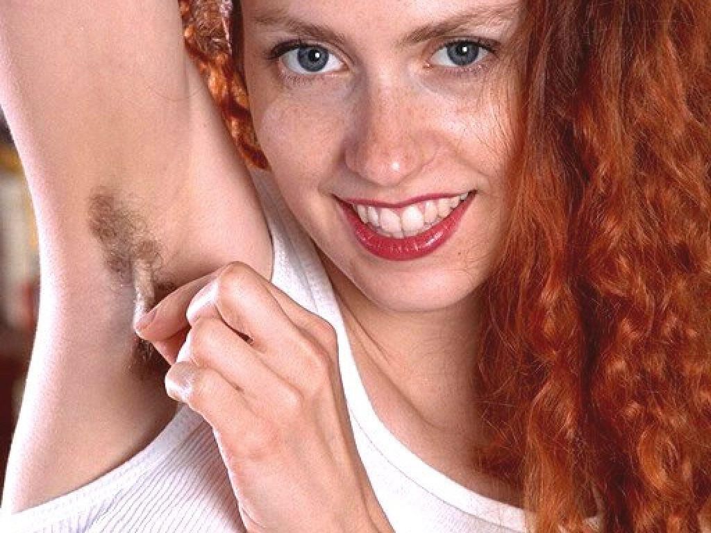 Schamhnen und Haare von